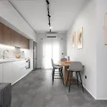 Luz, Nilie Hospitality Mgmt * Салоники